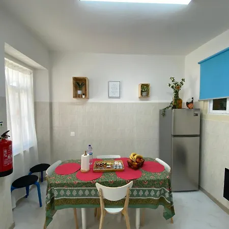 Rosa Surf Shelter Apartment